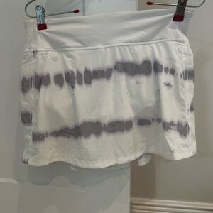 Lululemon Athletica White & Gray Skirt